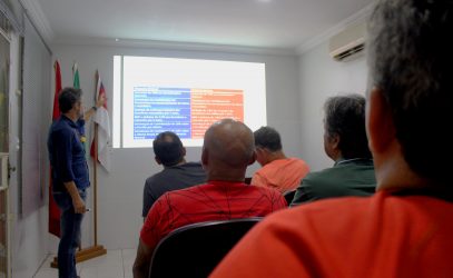 EM MANAUS (AM), PLENÁRIA DISCUTE SAÍDAS AO PED DA PETROS